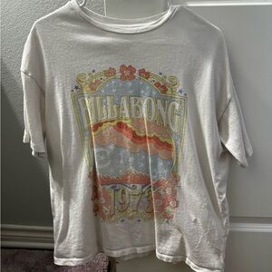 Billabong t-shirt barely worn